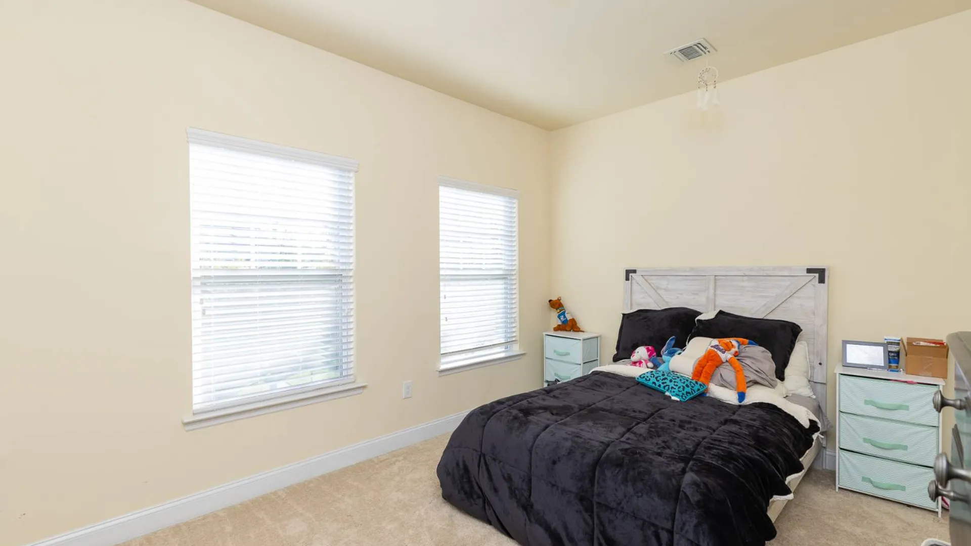 Property at 31 BARLEY LN, Patchogue, NY 11772 14