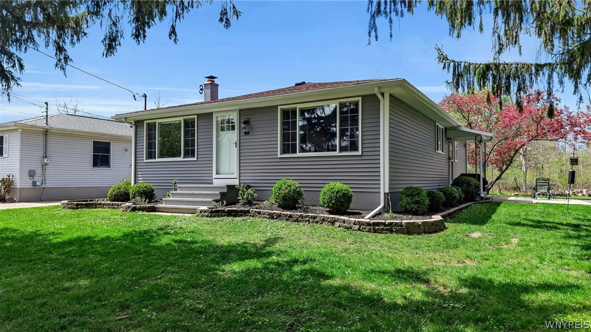 Property at 44 Park Avenue, Cheektowaga, NY 14043 3