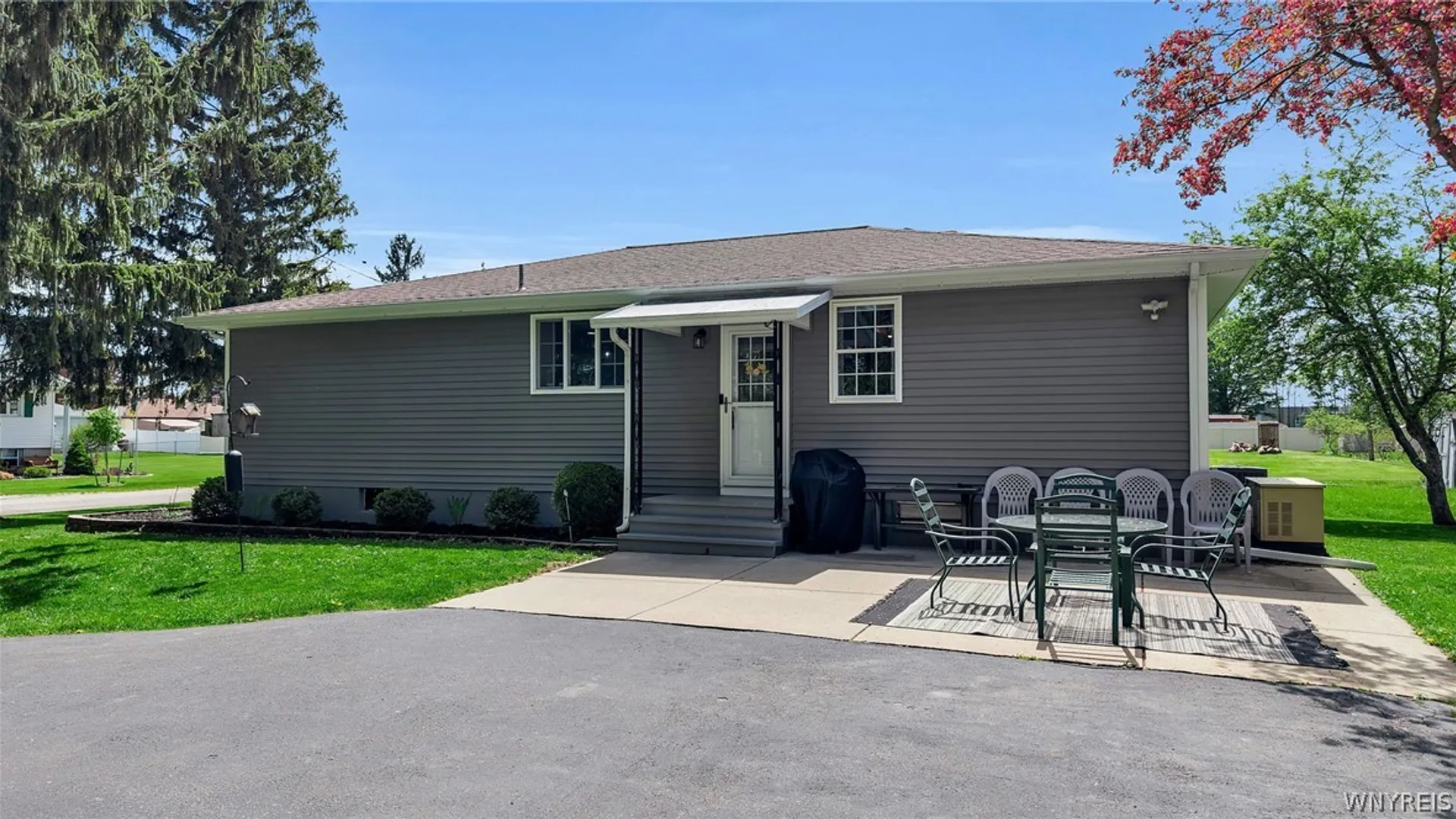 Property at 44 Park Avenue, Cheektowaga, NY 14043 39