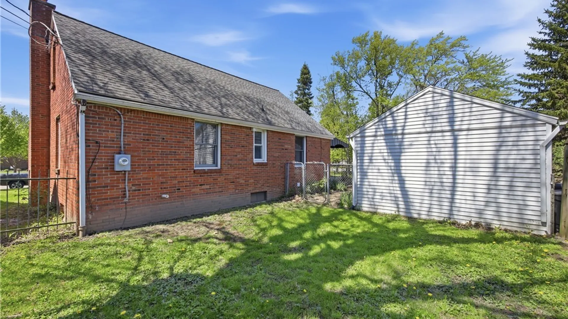 Property at 137 Columbia Parkway, West Seneca, NY 14224 26