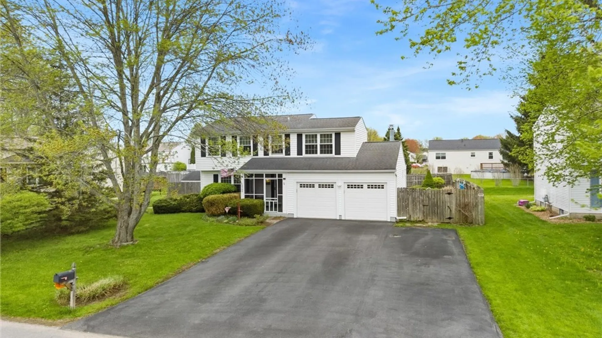 Property at 8508 Bayridge Road, Cicero, NY 13039 5