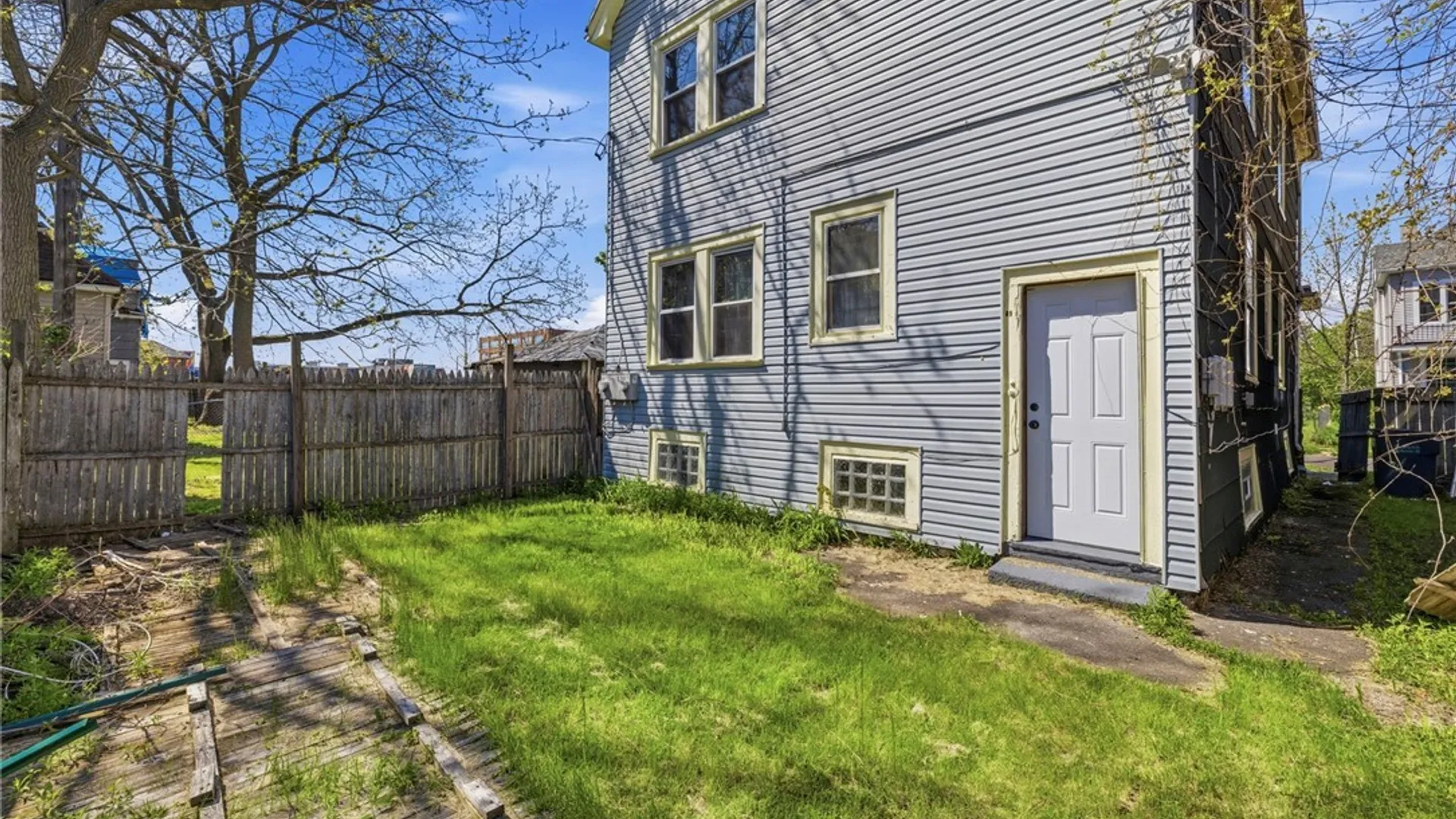 Property at 49 Brewster Street, Buffalo, NY 14214 46