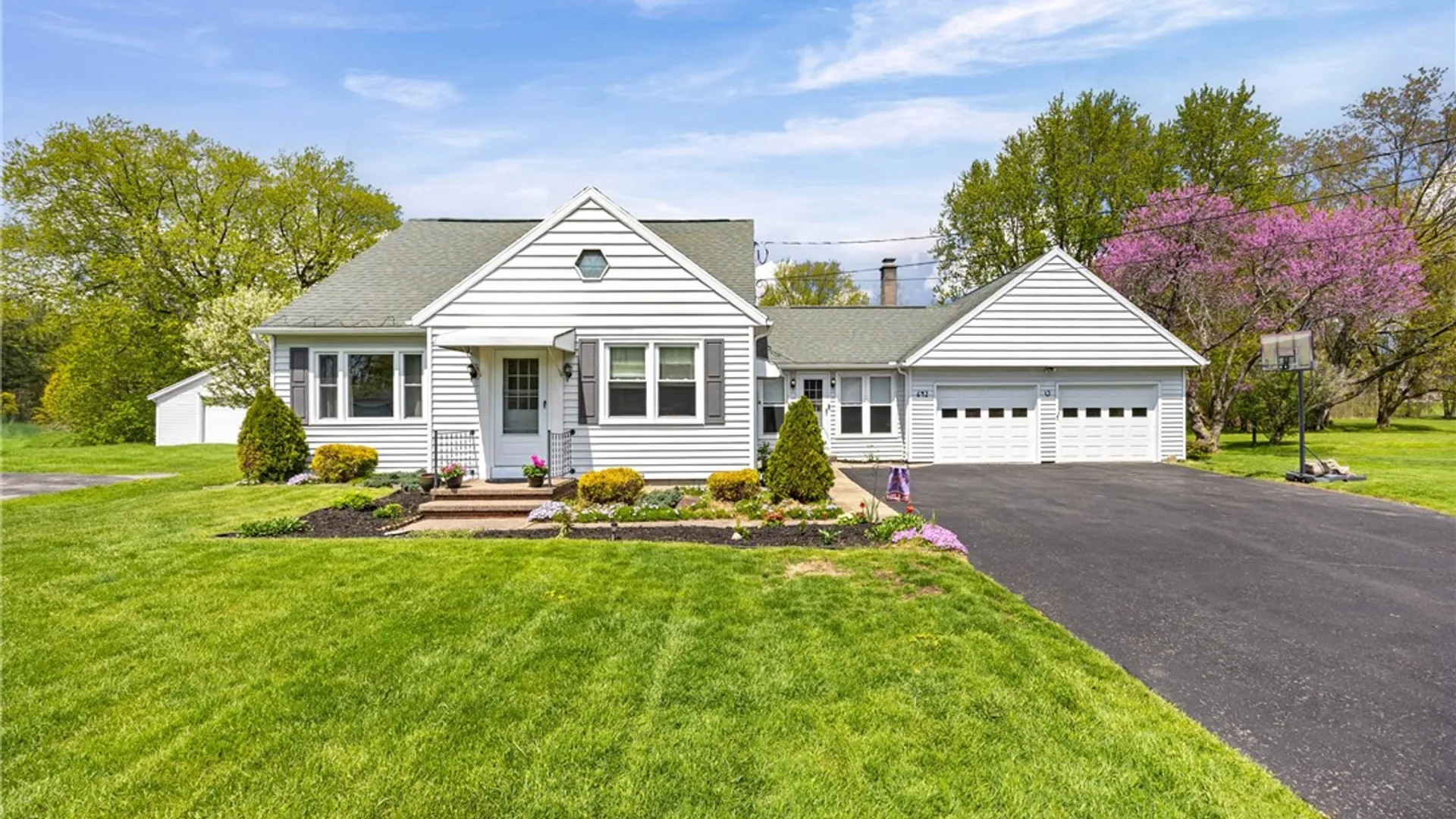Property at 642 Ogden Parma Tl Road, Parma, NY 14559 4