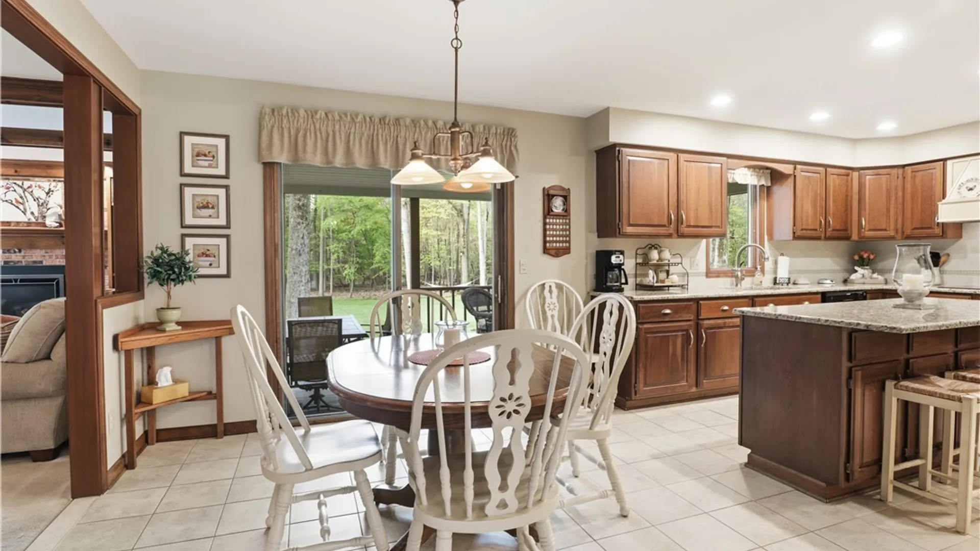Property at 69 Middlebury Road, Orchard Park, NY 14127 10