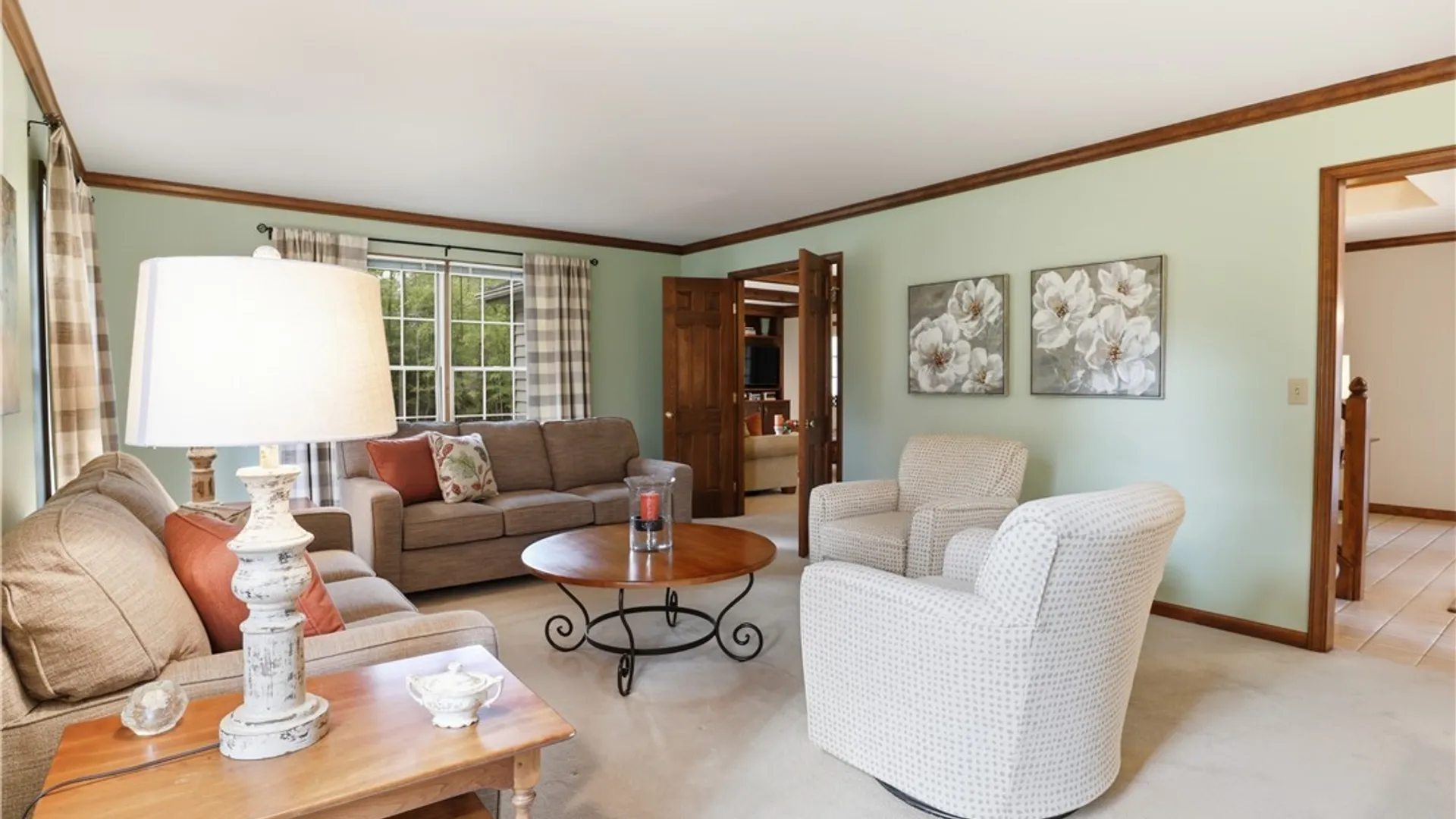 Property at 69 Middlebury Road, Orchard Park, NY 14127 18