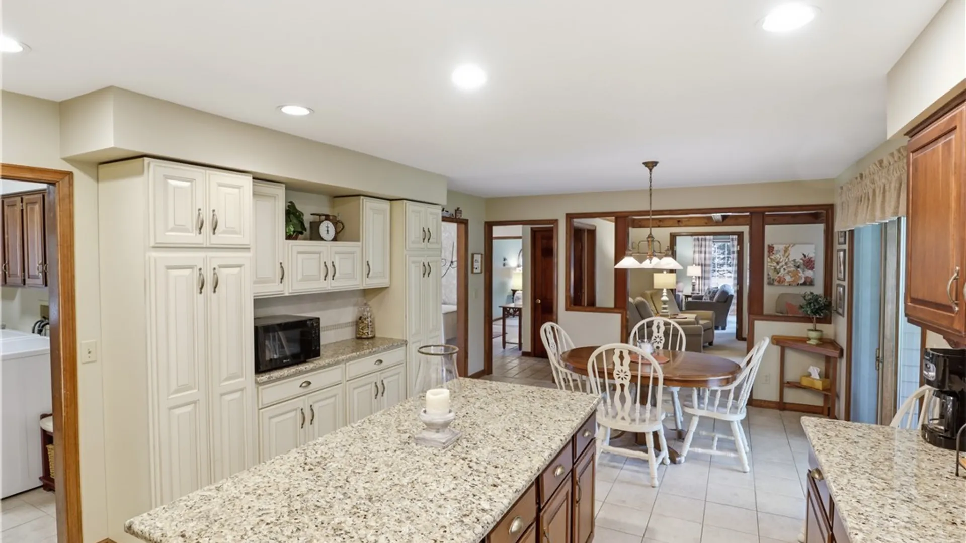Property at 69 Middlebury Road, Orchard Park, NY 14127 9