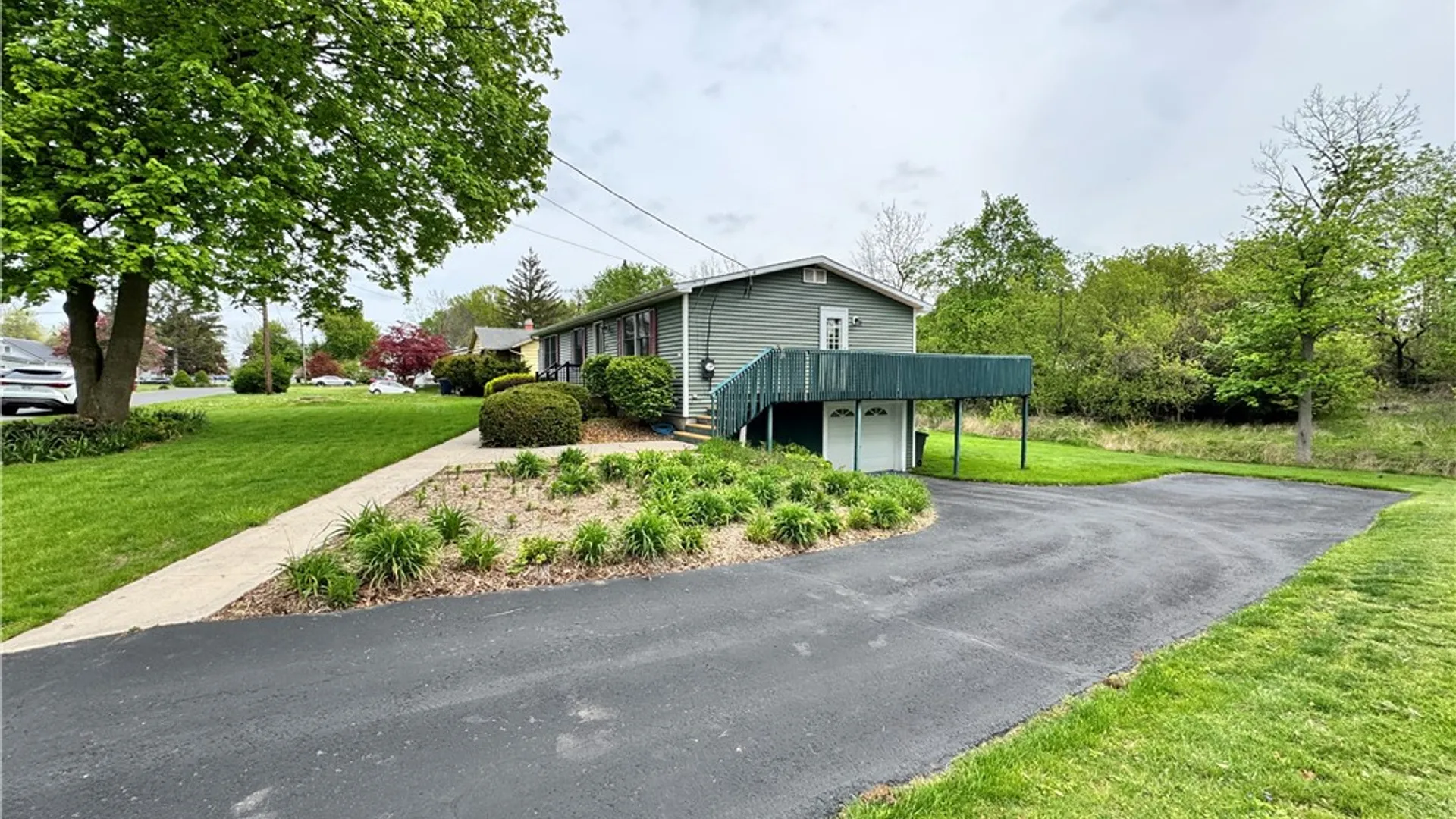 Property at 106 Norris Drive, Waterloo, NY 13165 5
