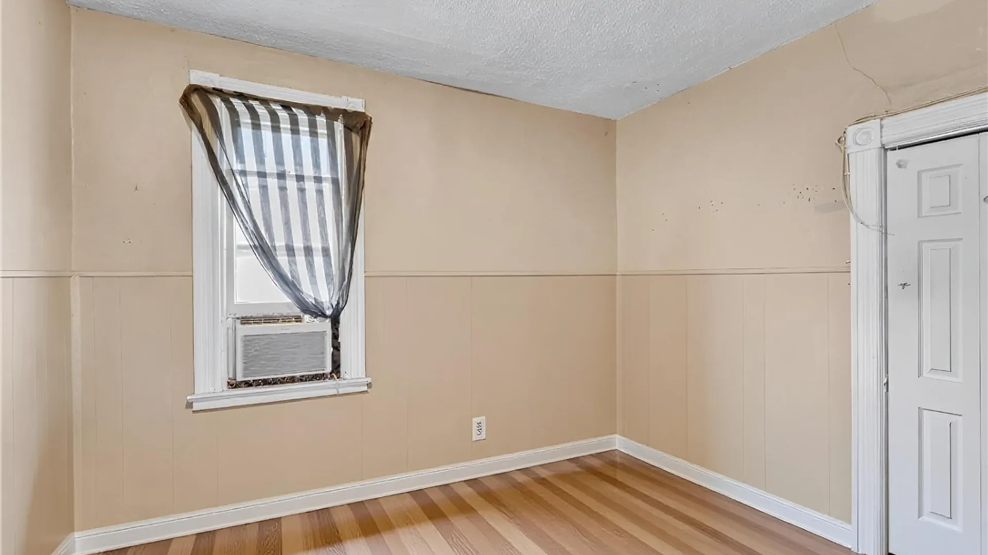 Property at 124 Ludington Street, Buffalo, NY 14206 42