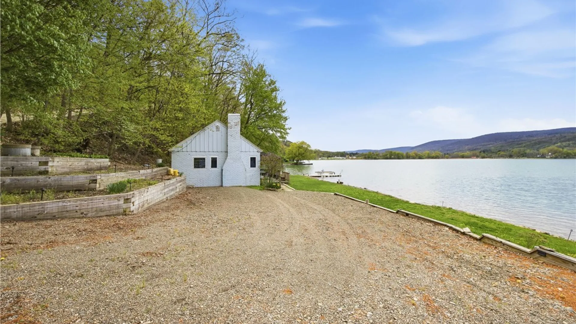 Property at 8613 S Lake Rd, Urbana, NY 14840 4