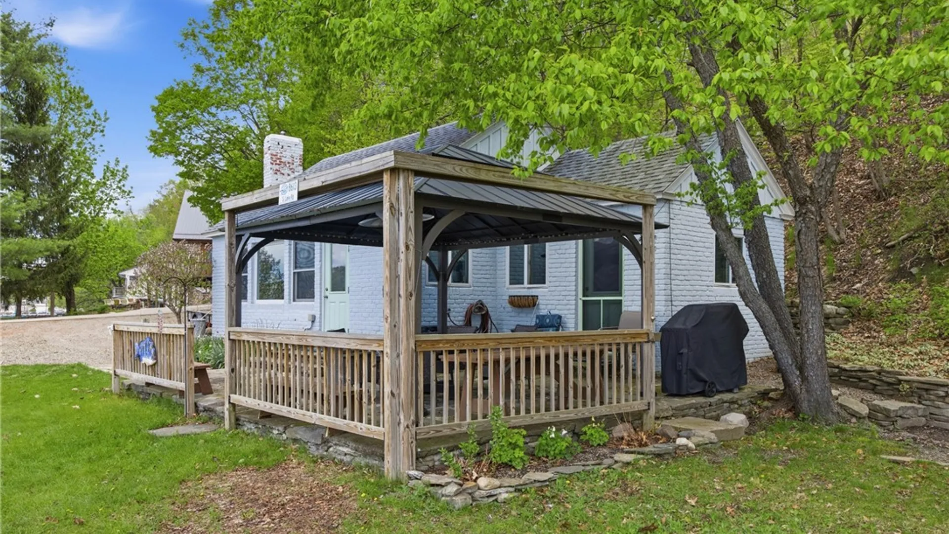 Property at 8613 S Lake Rd, Urbana, NY 14840 8