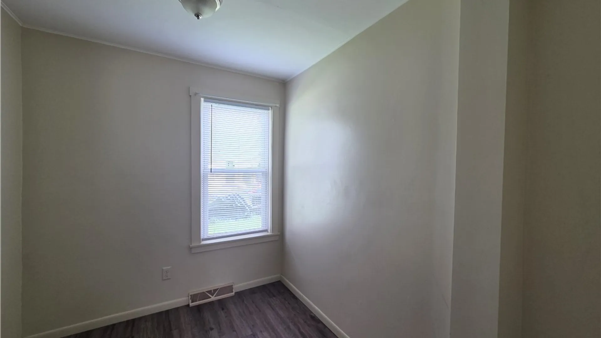 Property at 211 Hier Avenue, Syracuse, NY 13203 18