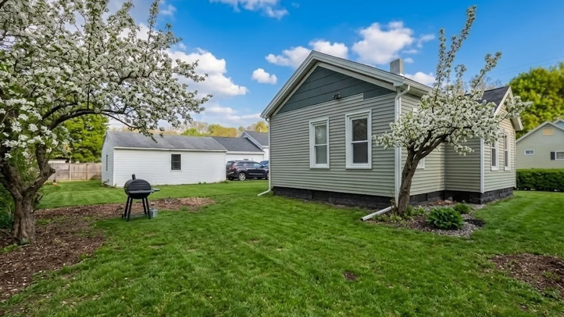 Property at 211 Hier Avenue, Syracuse, NY 13203 5