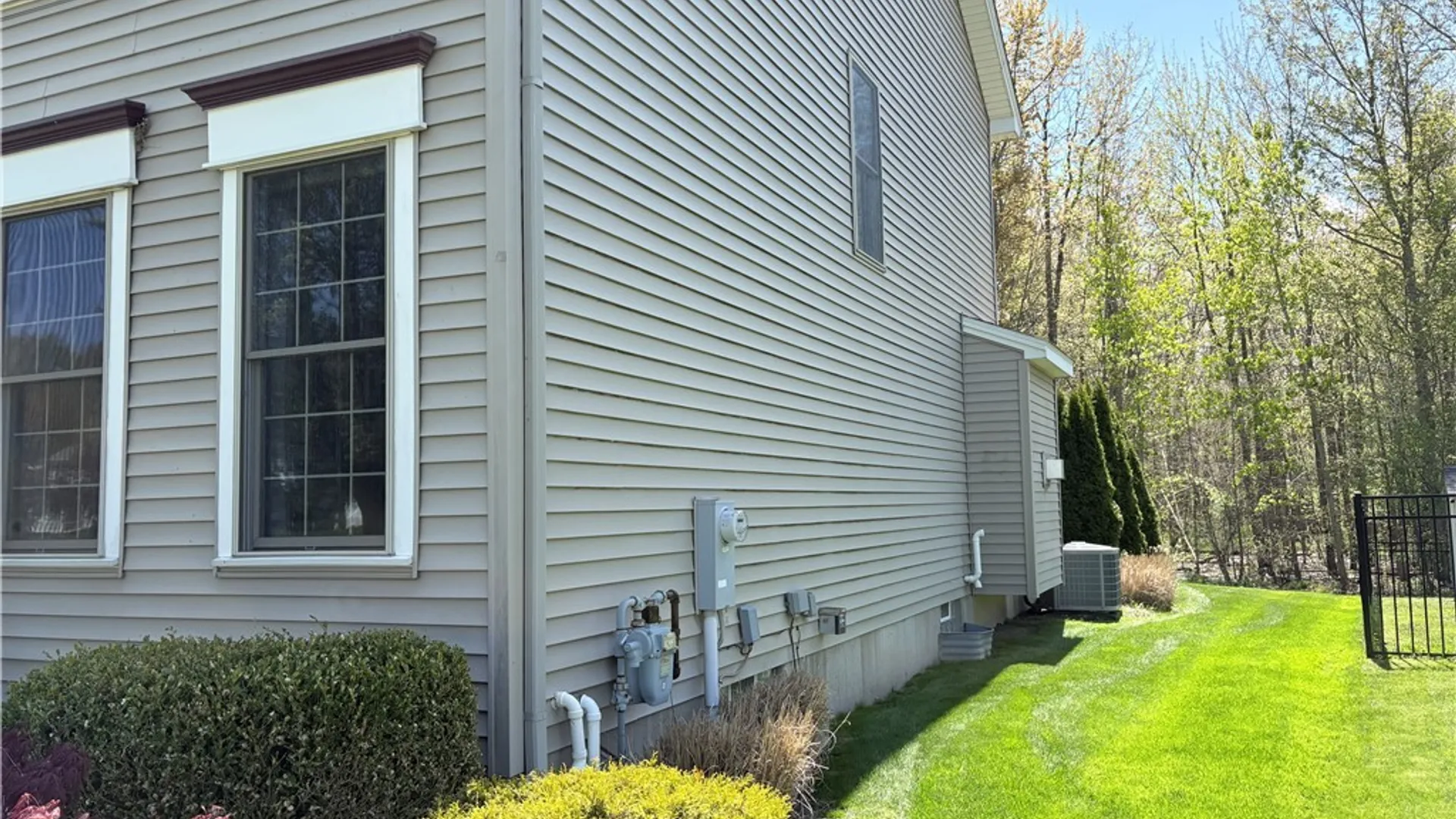 Property at 2314 Winterberry Drive, Hamburg, NY 14085 41