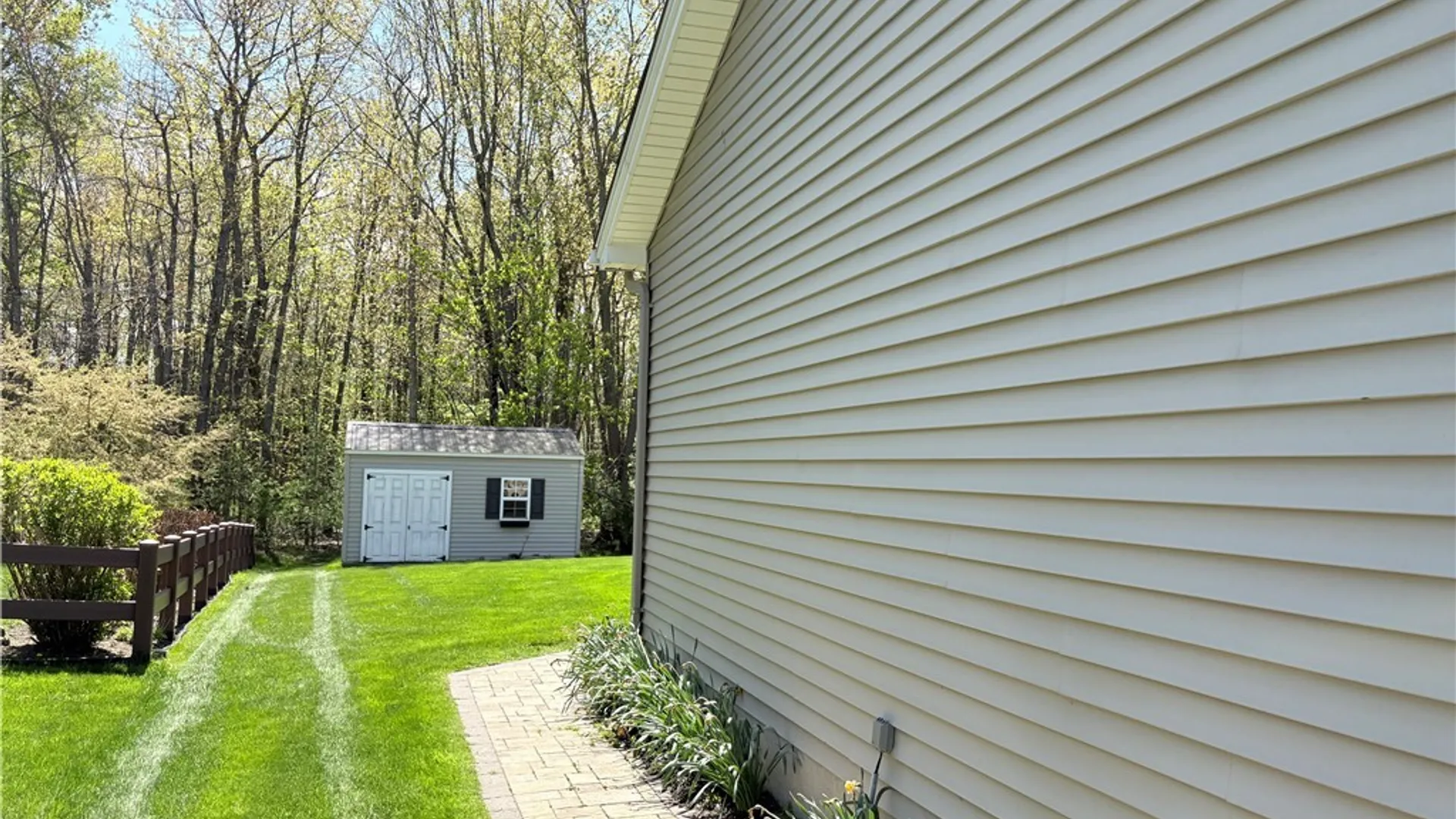 Property at 2314 Winterberry Drive, Hamburg, NY 14085 46