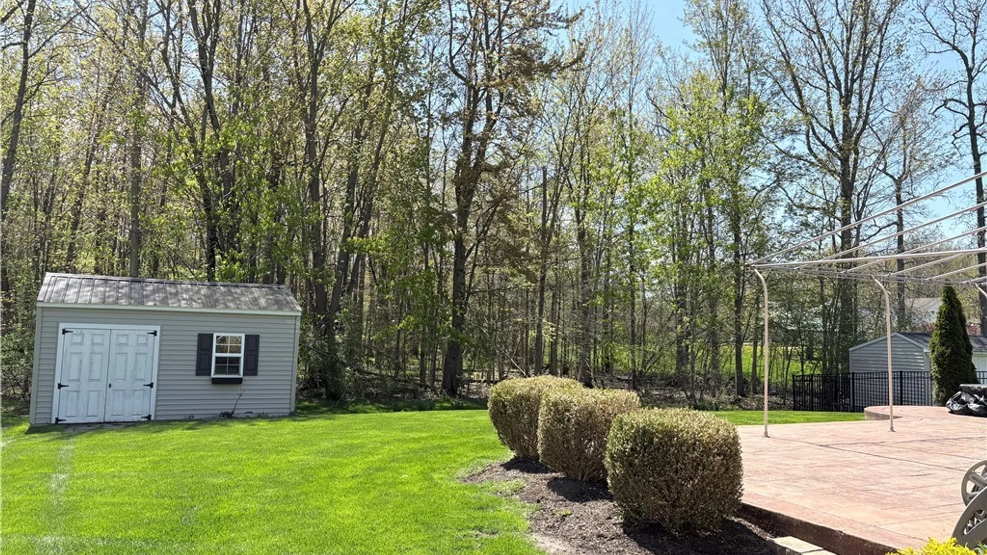 Property at 2314 Winterberry Drive, Hamburg, NY 14085 9