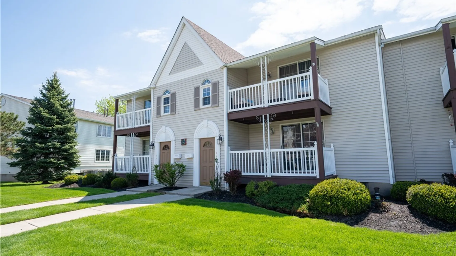 Property at 400 West Avenue, West Seneca, NY 14224 2
