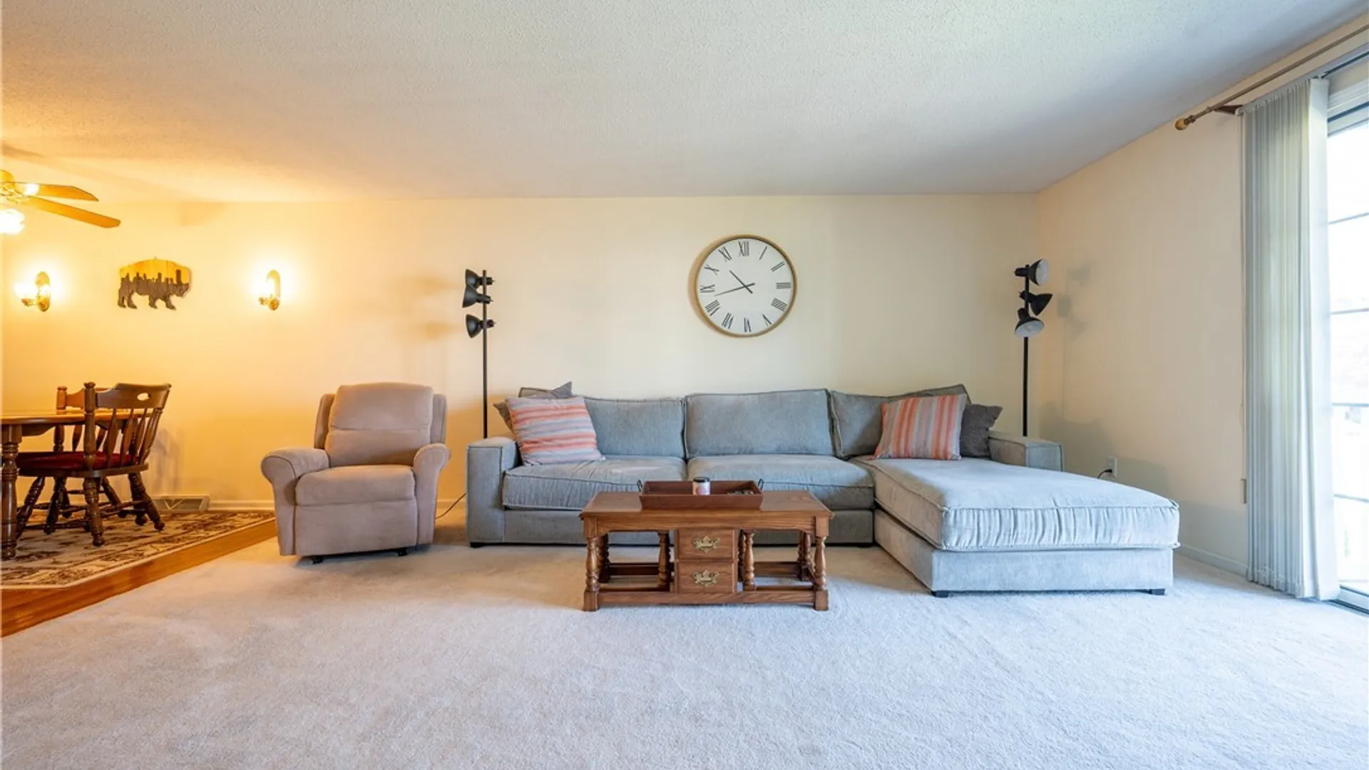 Property at 400 West Avenue, West Seneca, NY 14224 7