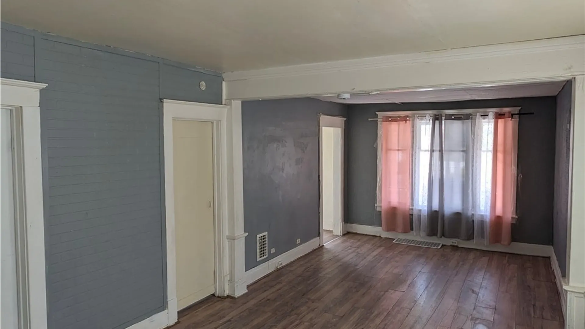 Property at 62 Stevens Avenue, Buffalo, NY 14215 2