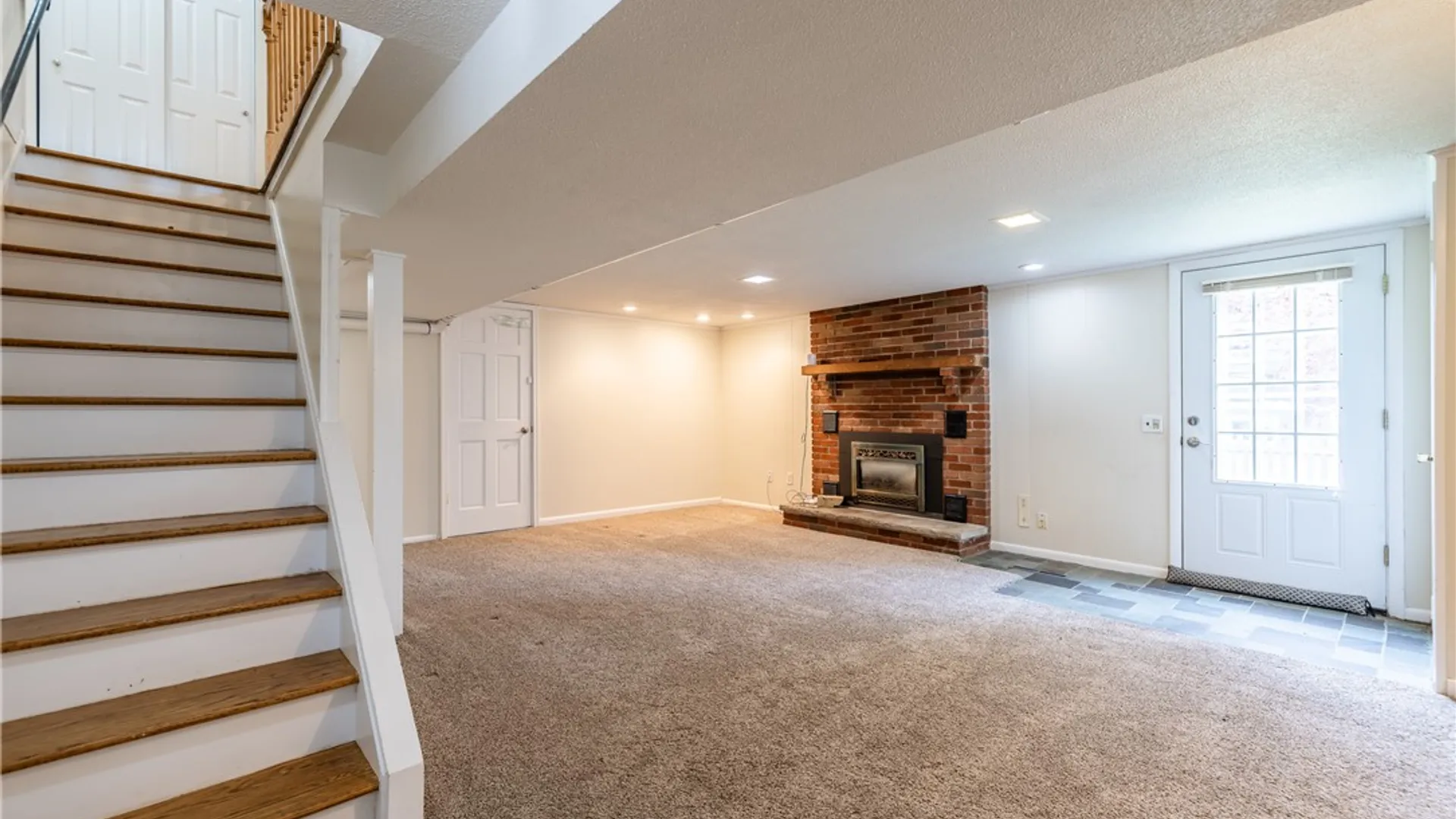 Property at 59 Park Road, Pittsford, NY 14534 32