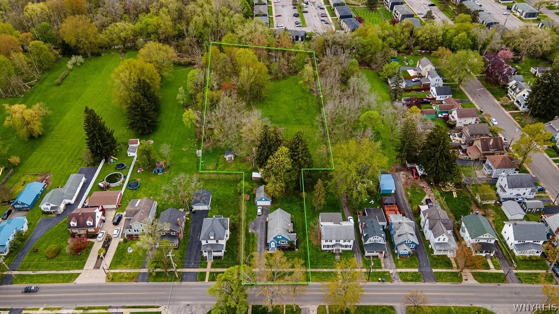 Property at 640 Walnut Street, Lockport City, NY 14094 47