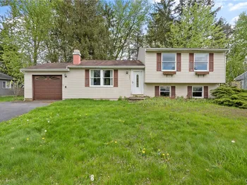 Property at 4254 Vine Meadow Road, Clay, NY 13090