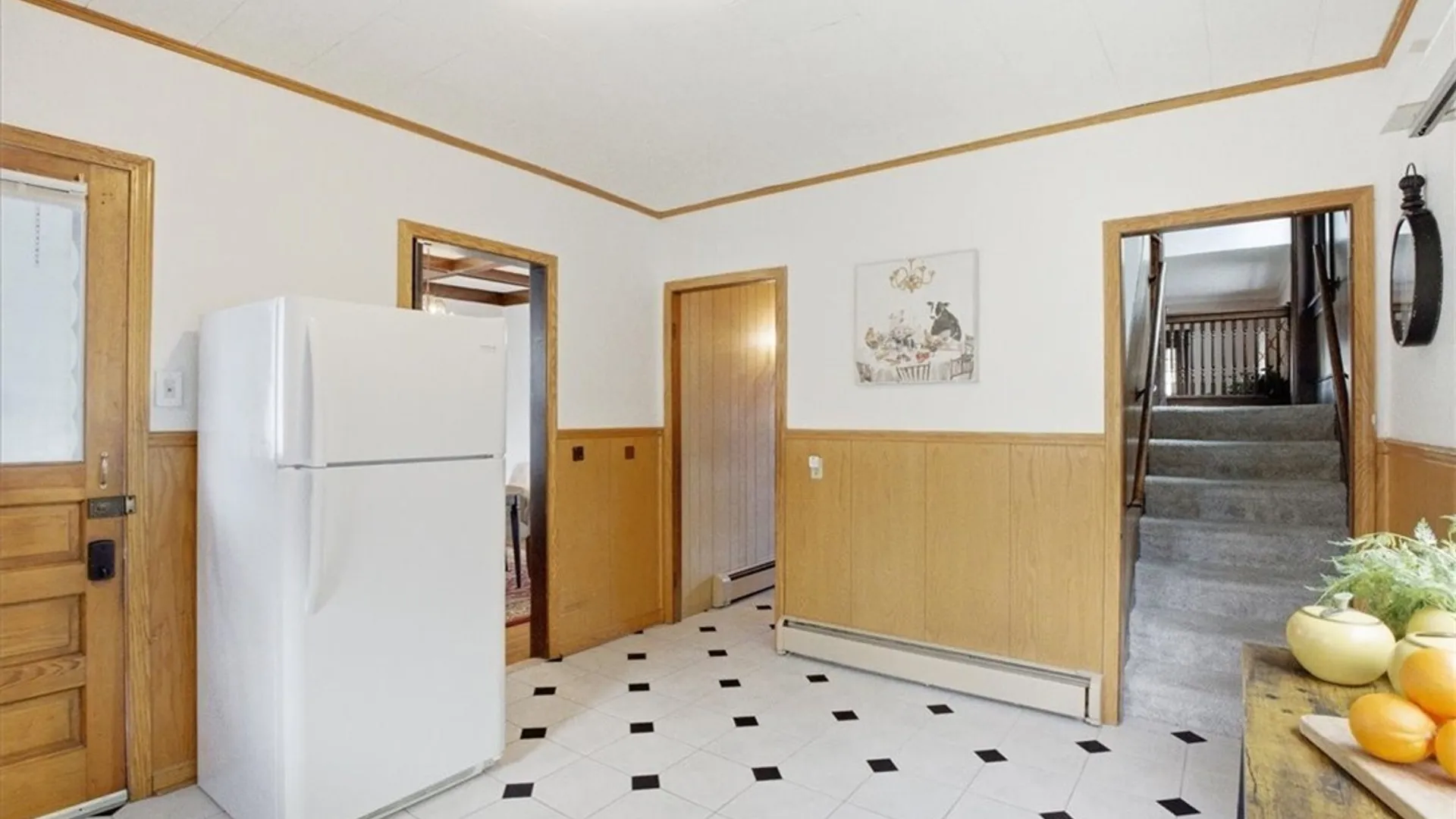Property at 98 Tillinghast Place, Buffalo, NY 14216 17