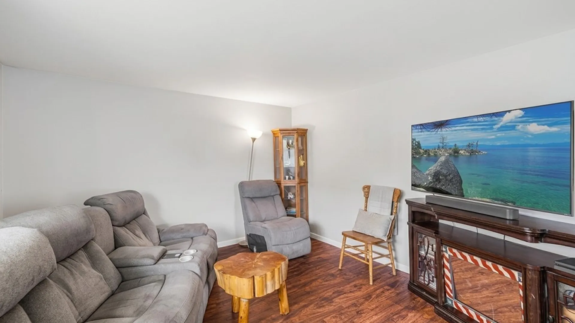 Property at 71 Cherbourg Drive, Cheektowaga, NY 14227 6