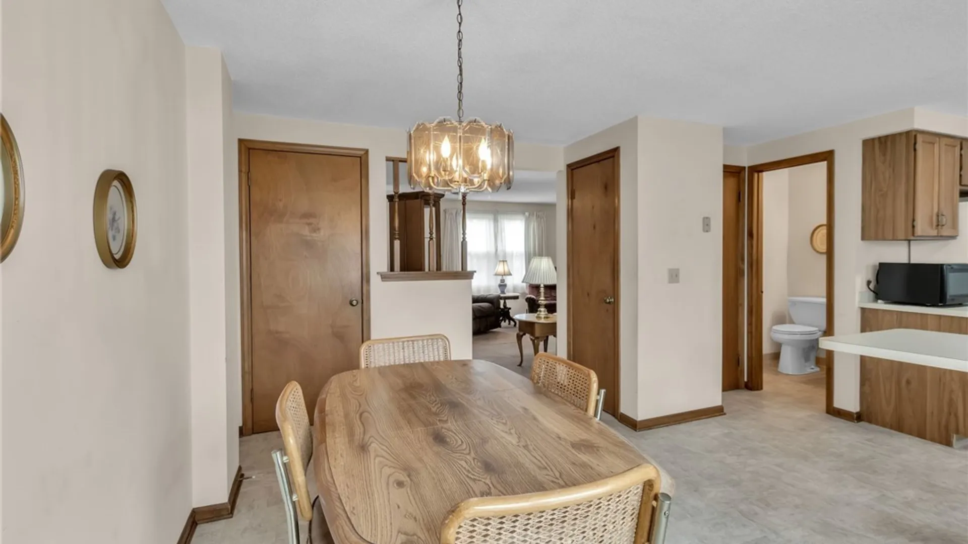 Property at 275 Wimbledon Court, West Seneca, NY 14224 19