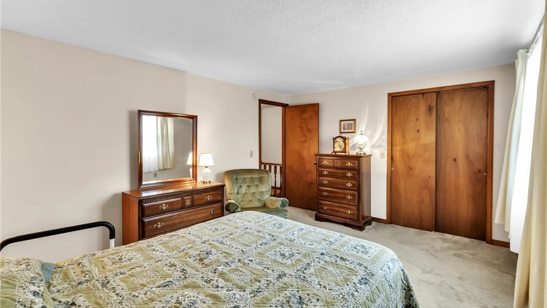 Property at 275 Wimbledon Court, West Seneca, NY 14224 28