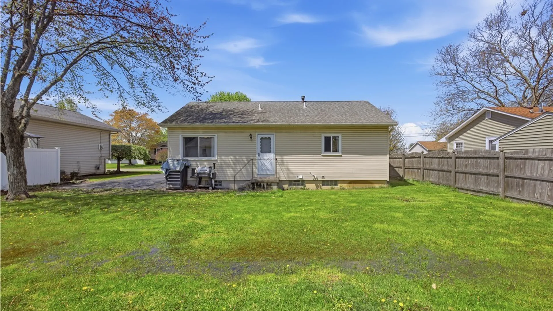 Property at 1331 102nd Street, Niagara Falls, NY 14304 21