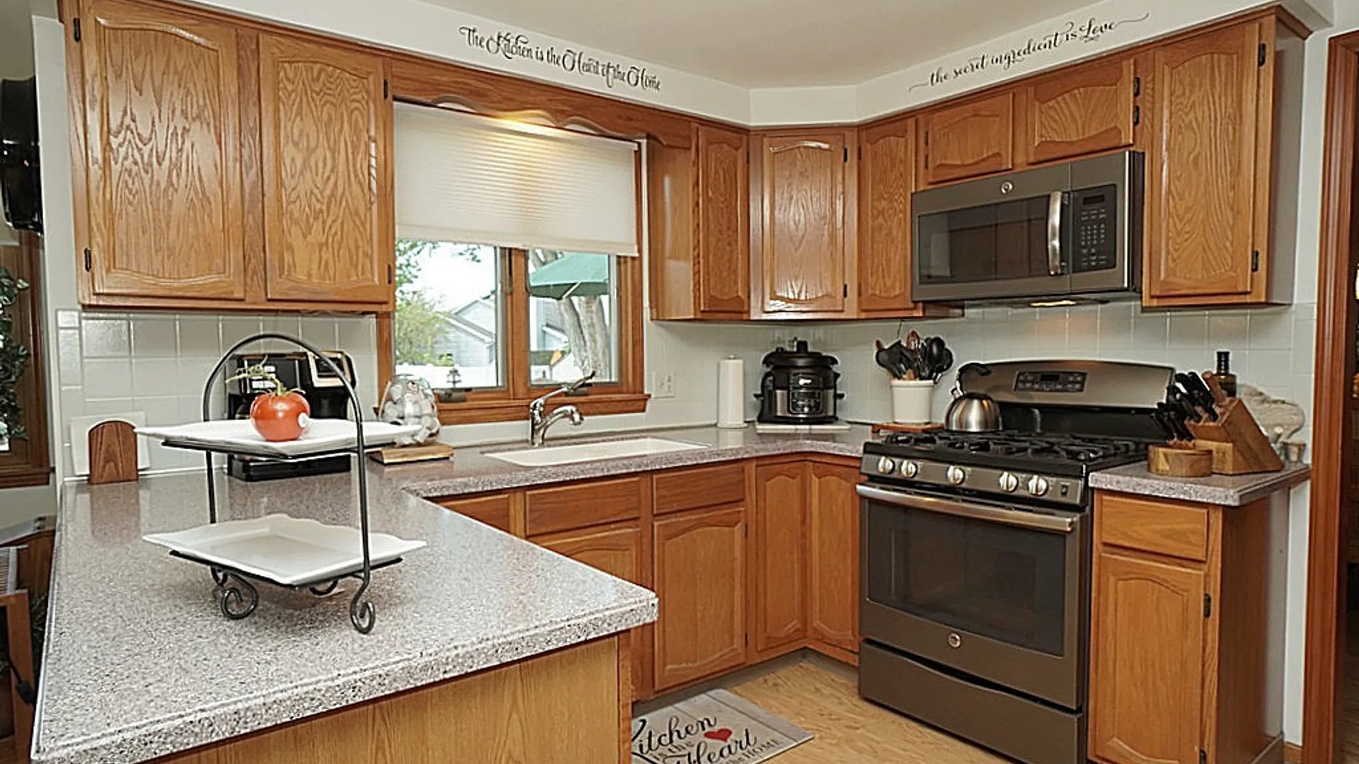 Property at 162 Angle Road, West Seneca, NY 14224 14