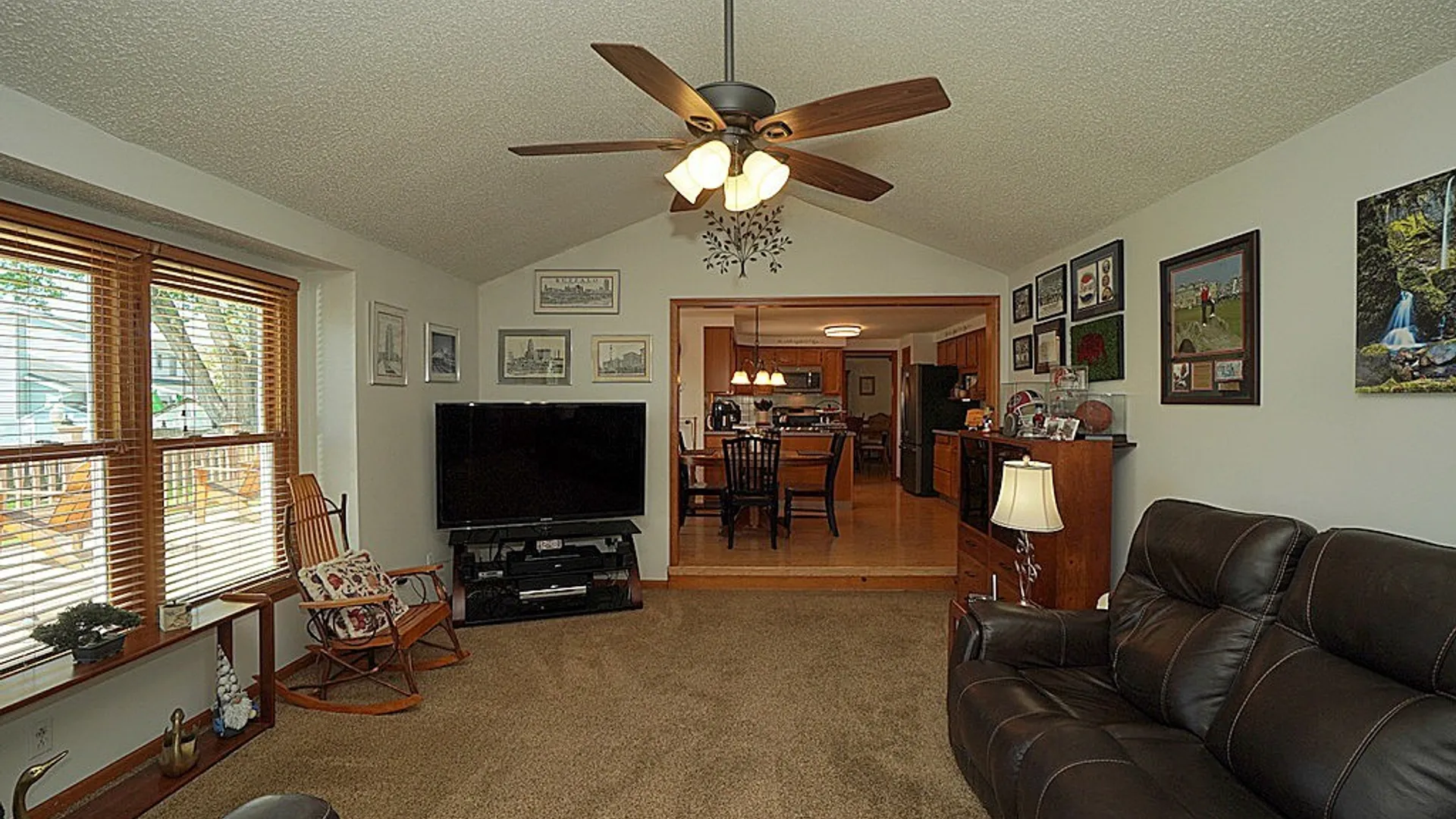 Property at 162 Angle Road, West Seneca, NY 14224 22