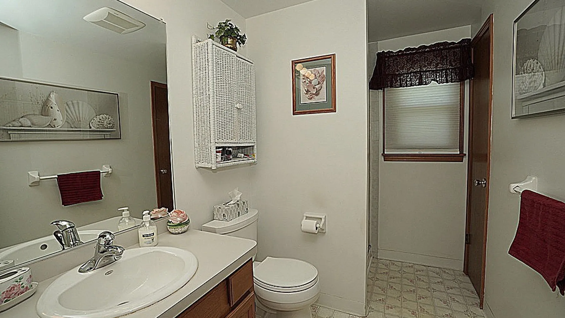 Property at 162 Angle Road, West Seneca, NY 14224 28