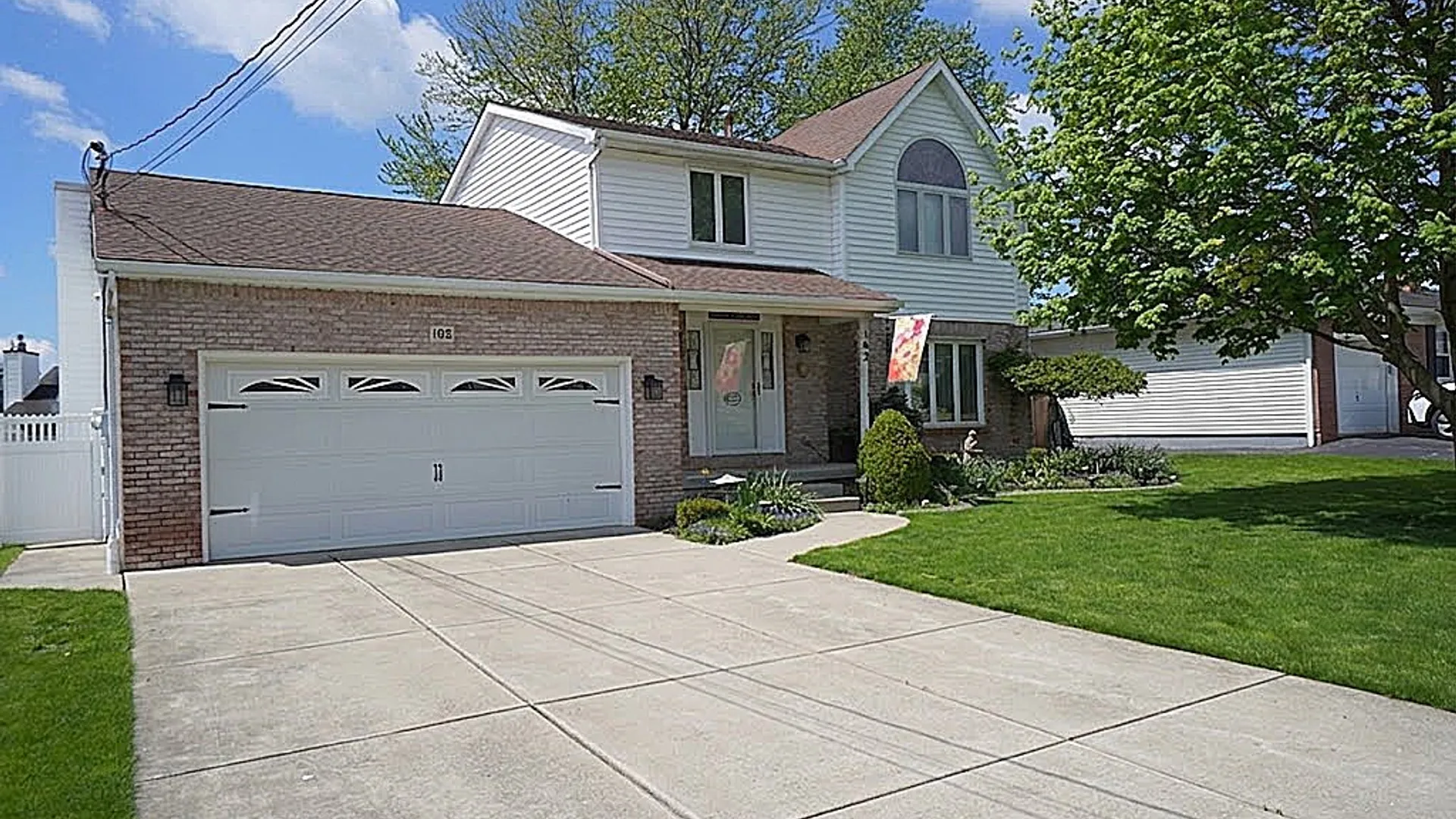 Property at 162 Angle Road, West Seneca, NY 14224 4