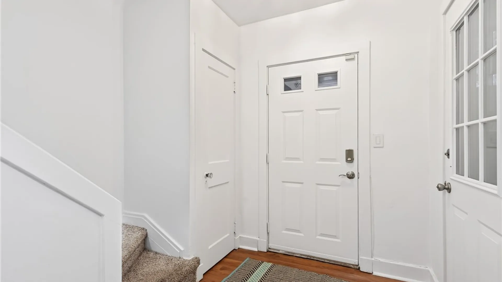 Property at 19 Mayfair Lane, Buffalo, NY 14201 28
