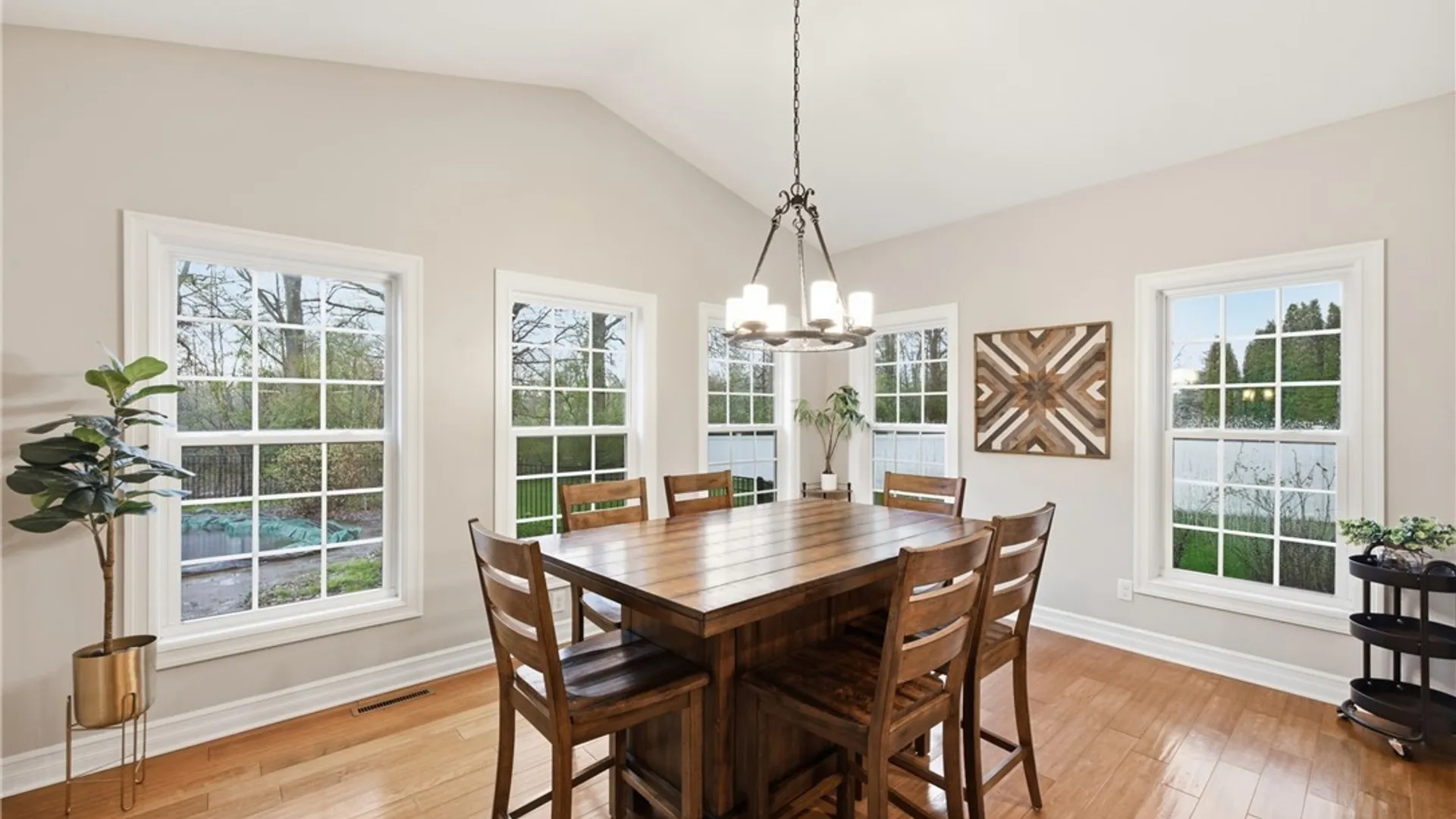 Property at 3418 Ashwood Drive, Wheatfield, NY 14120 11