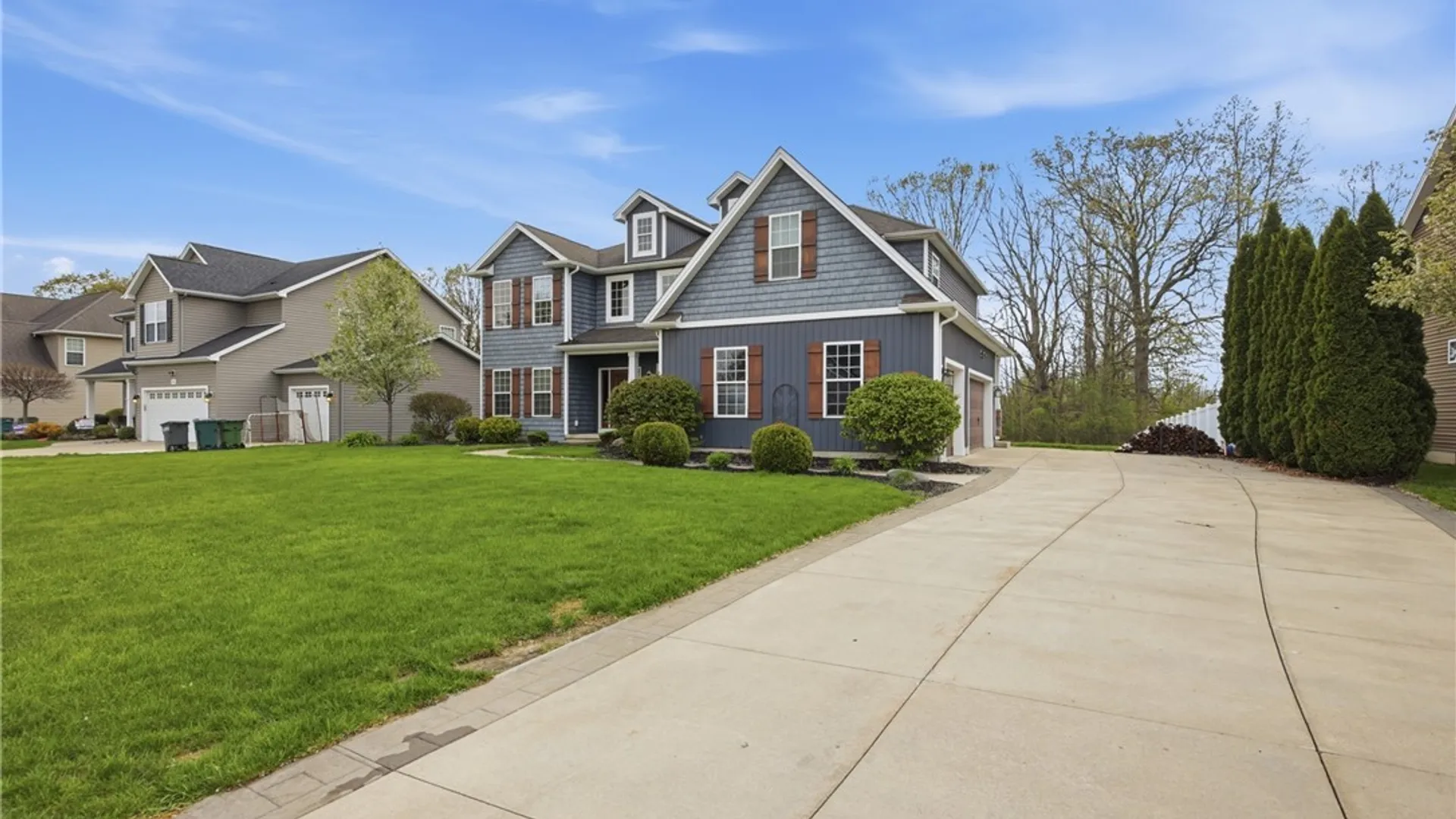 Property at 3418 Ashwood Drive, Wheatfield, NY 14120 2