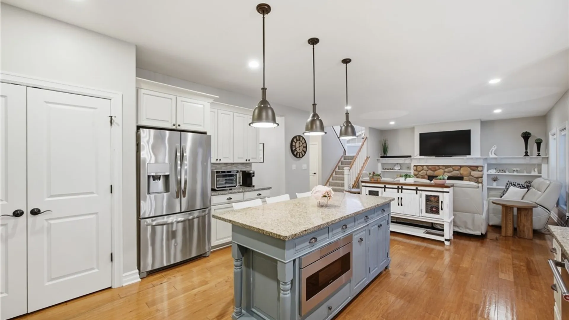 Property at 3418 Ashwood Drive, Wheatfield, NY 14120 9