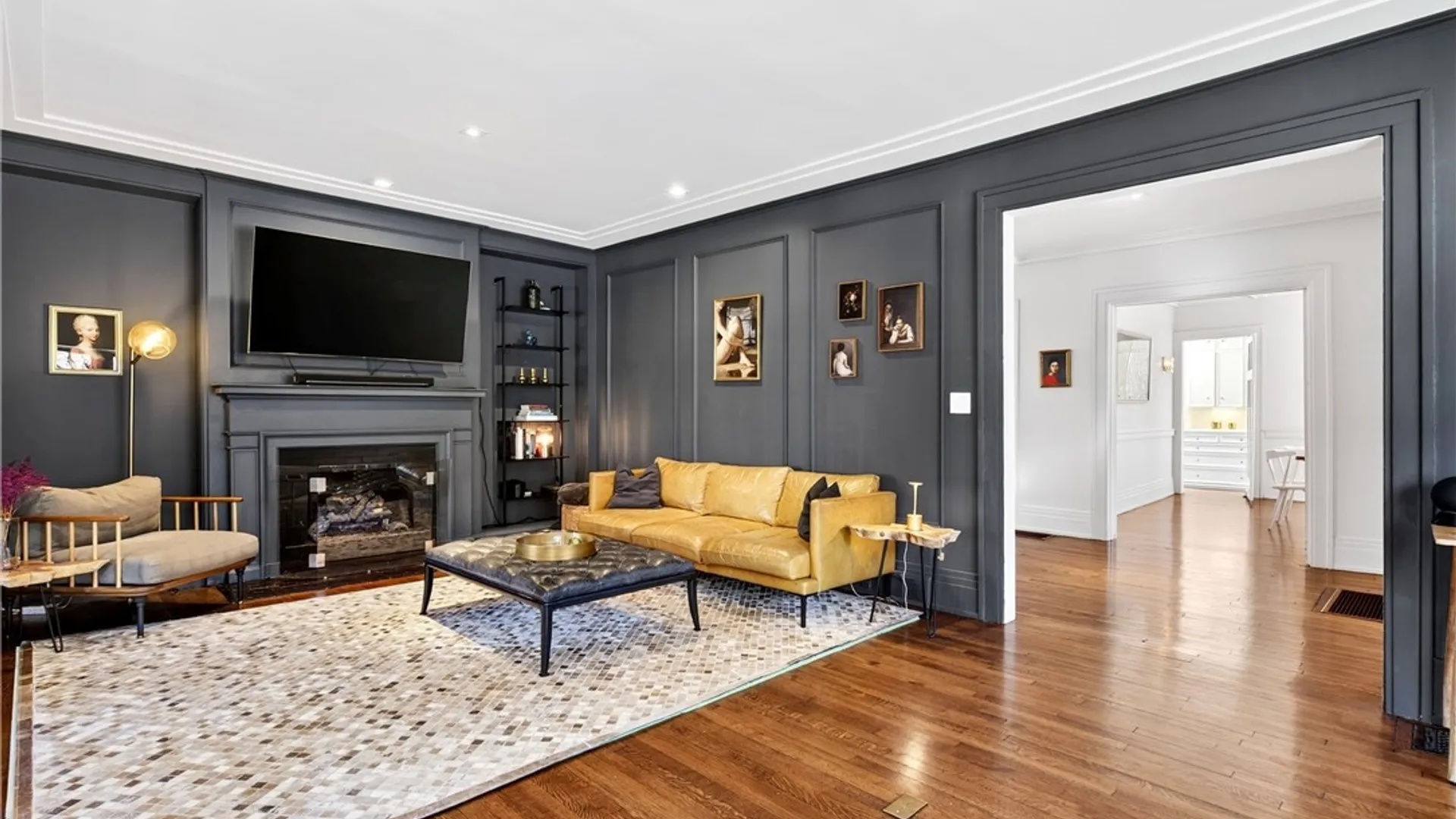 Property at 3 Clarendon Place, Buffalo, NY 14209 11