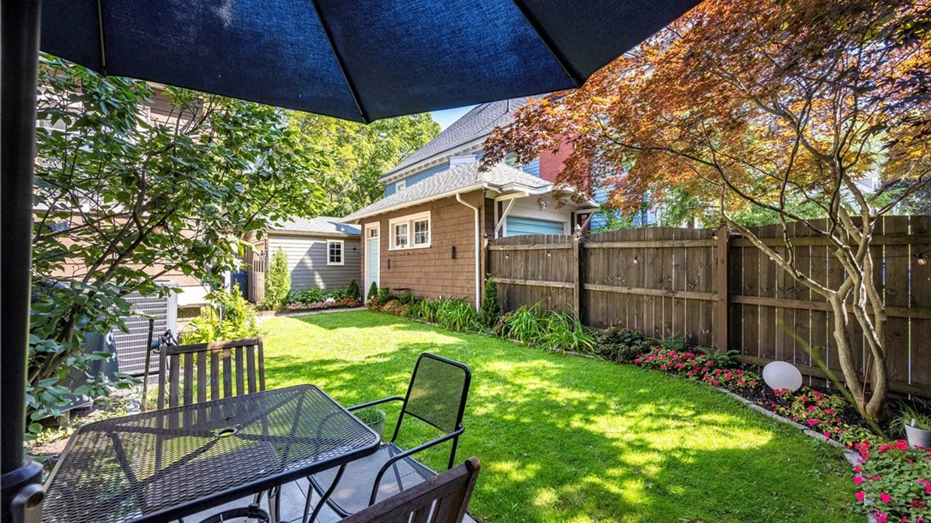 Property at 3 Clarendon Place, Buffalo, NY 14209 44