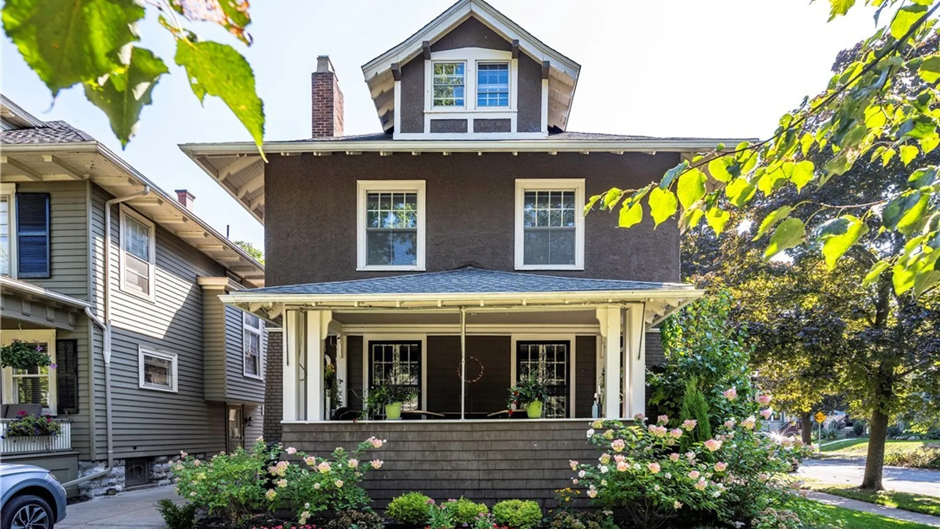 Property at 3 Clarendon Place, Buffalo, NY 14209 46