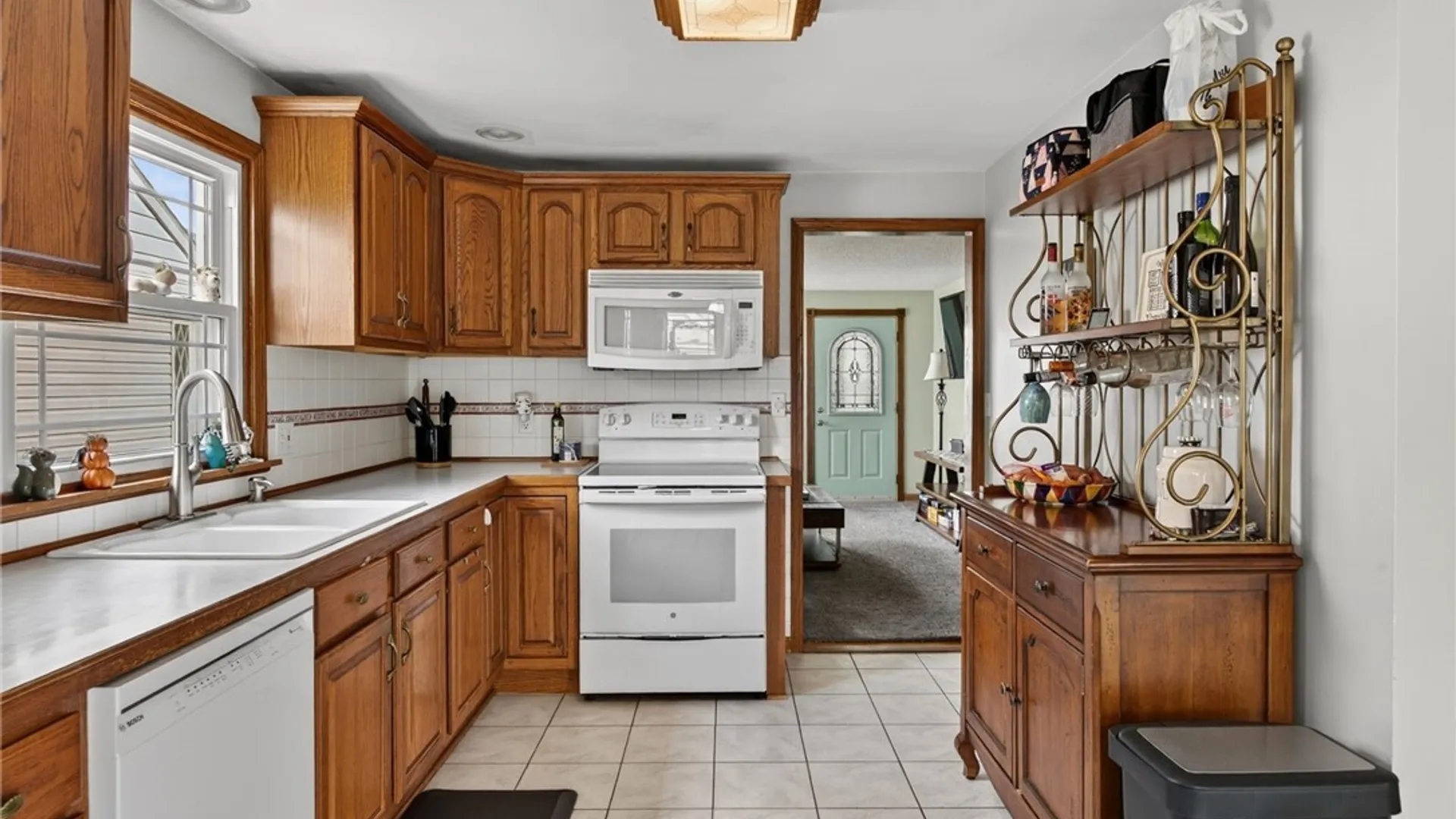 Property at 124 Hillcrest Rd, Tonawanda, NY 14150 12