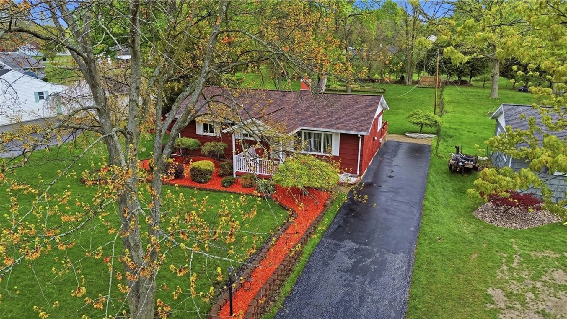 Property at 336 Hollybrook Road, Henrietta, NY 14623 6