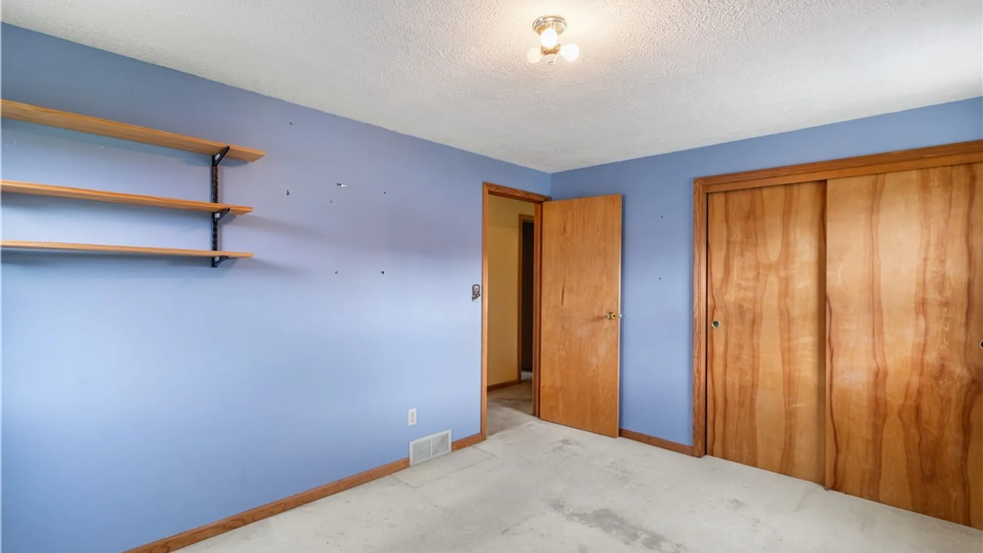 Property at 6396 Mayflower Lane, Hamburg, NY 14085 23