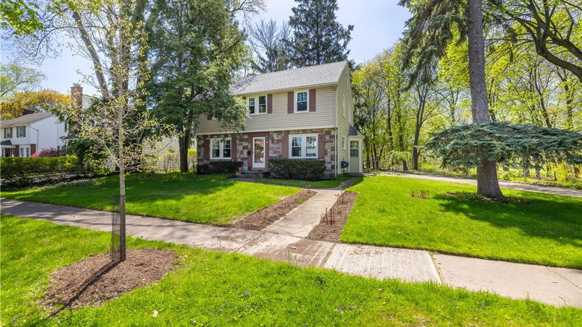 Property at 11 Covington Road, Irondequoit, NY 14617 3