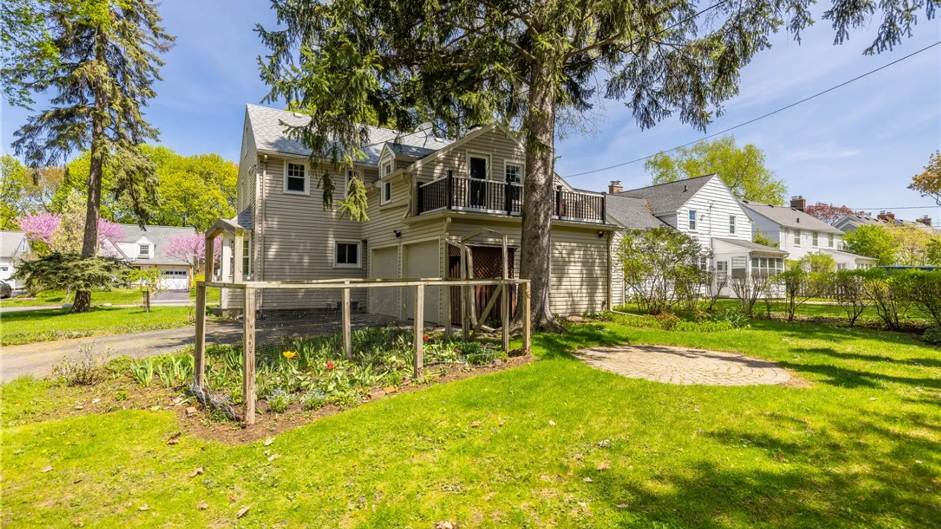 Property at 11 Covington Road, Irondequoit, NY 14617 9