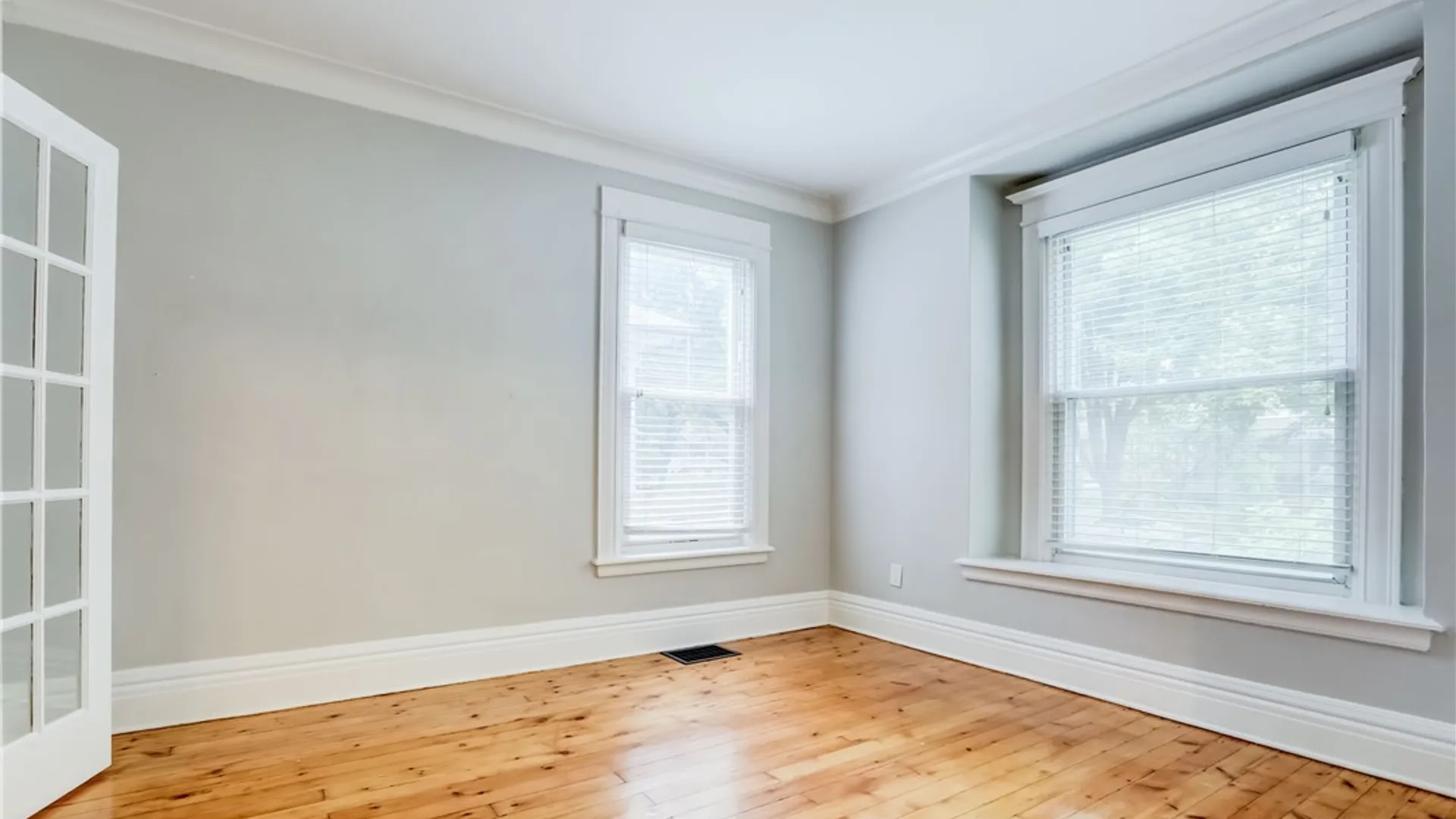 Property at 29 Birch Crescent, Rochester, NY 14607 6