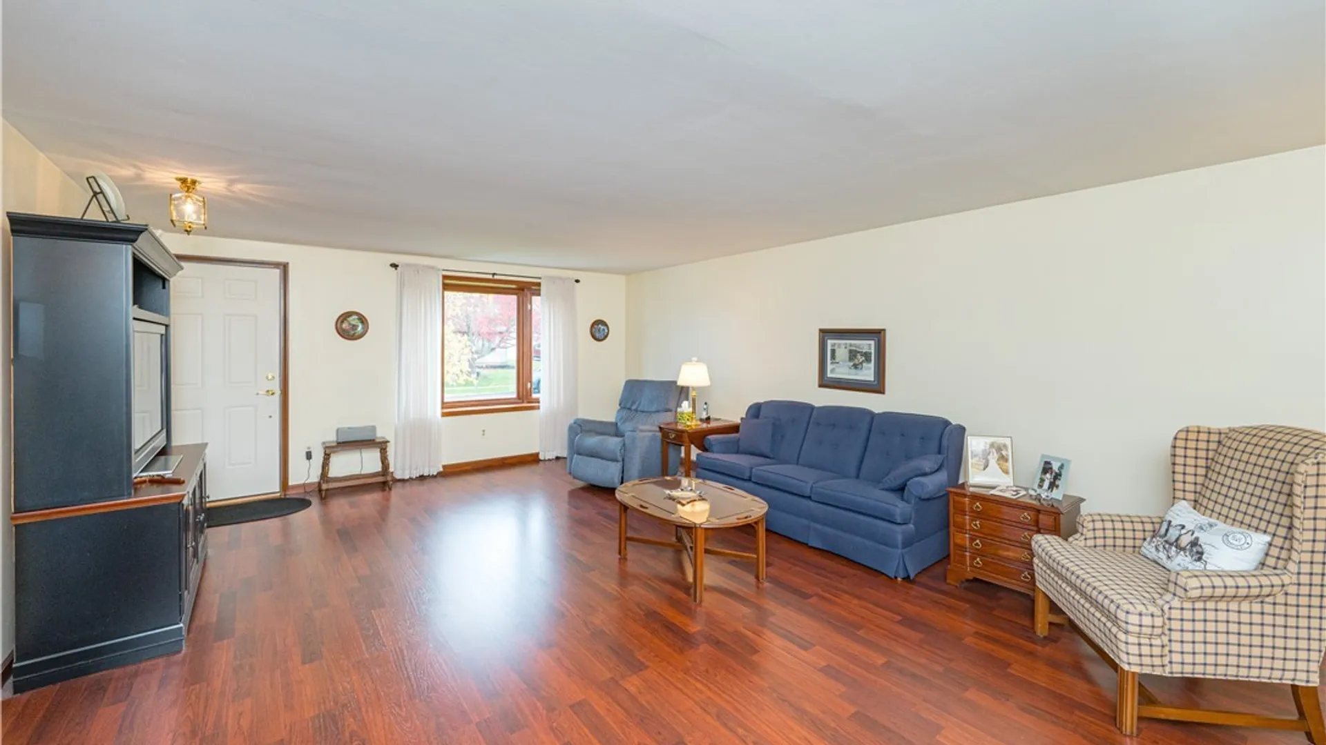 Property at 4364 Chisholm Trail, Hamburg, NY 14075 10