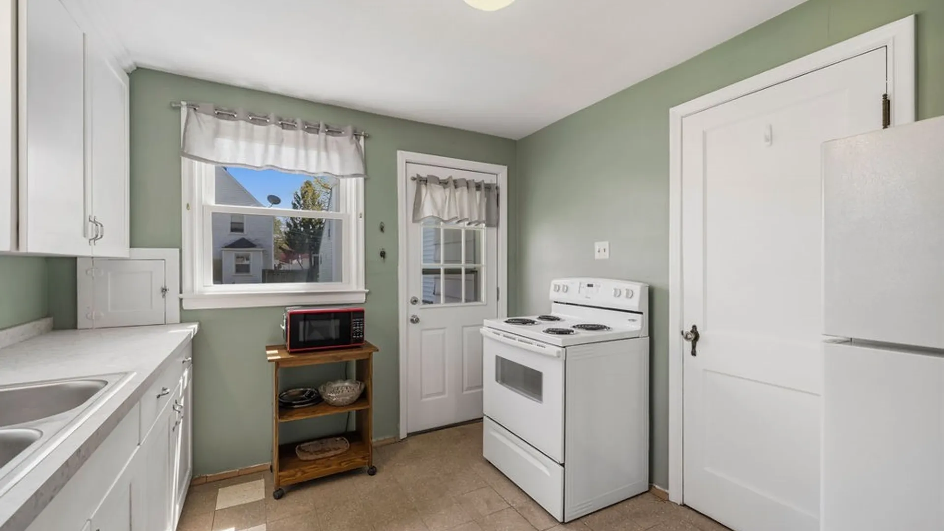 Property at 1215 86th Street, Niagara Falls, NY 14304 3