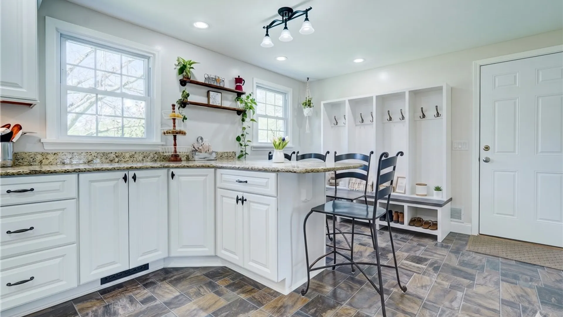 Property at 45 Parkridge Drive, Pittsford, NY 14534 16